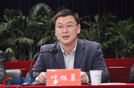 全县政法和信访工作会议召开